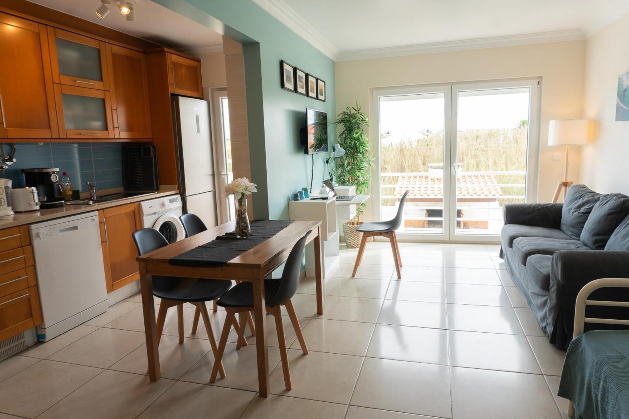 Apartments Baleal: Close To The Sea + Pool Exterior photo